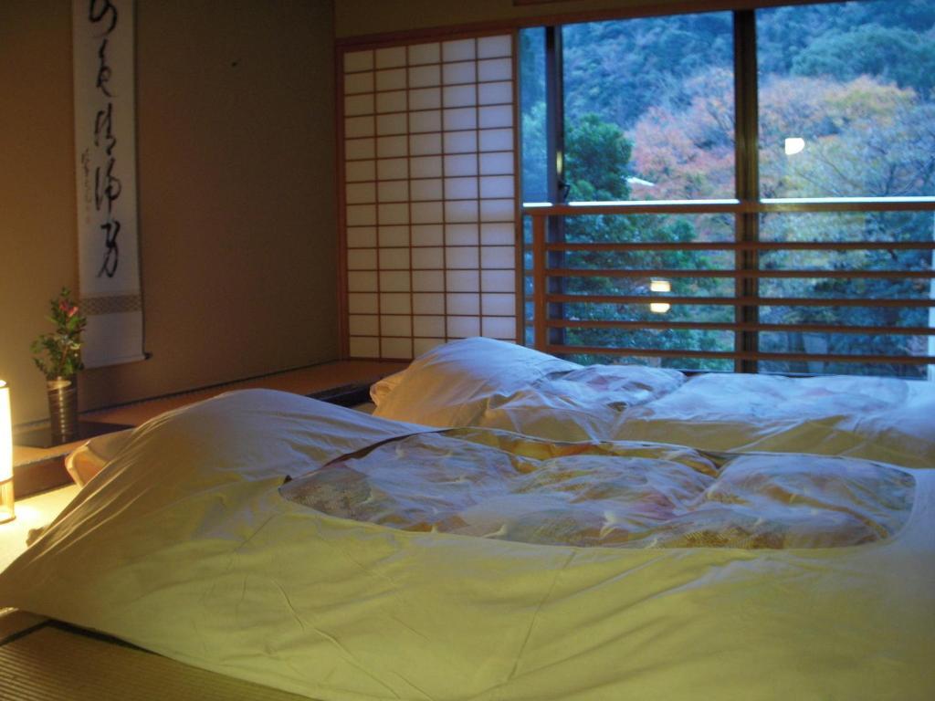 Hotel Oku Yugawara Tsubaki Zimmer foto
